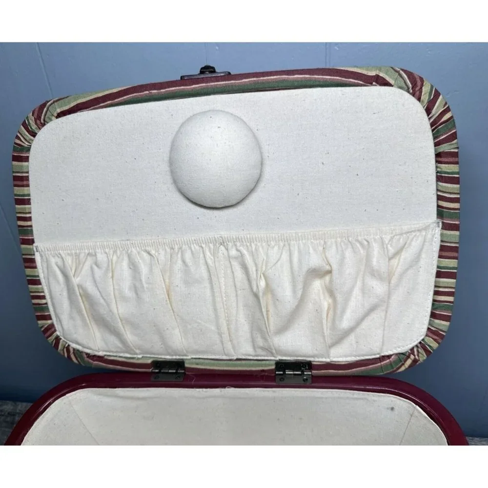 Vintage 70s Sewing Box Carrying Wood Handle Removable Plastic Tray & Extras Lot - Picture 12 of 16